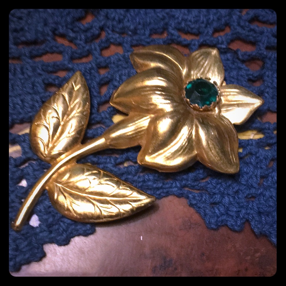 Vintage Flower Brooch